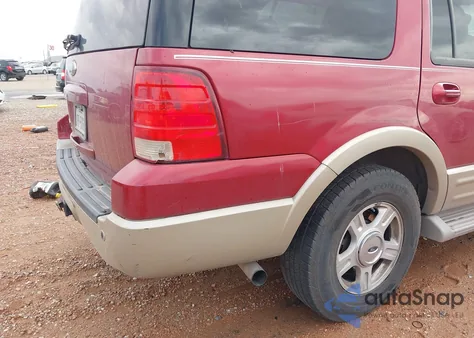2005 Ford Expedition Eddie Bauer/King Ranch from USA, damaged, VIN 1FMFU175X5LA72556